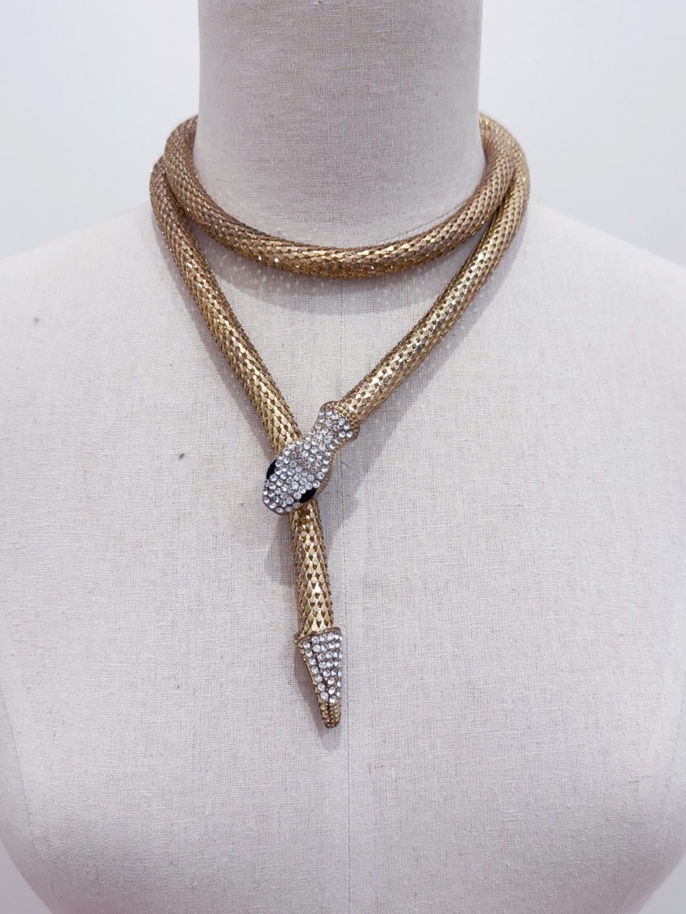 Gold tone mesh rhinestone snake lariat necklace NWOT